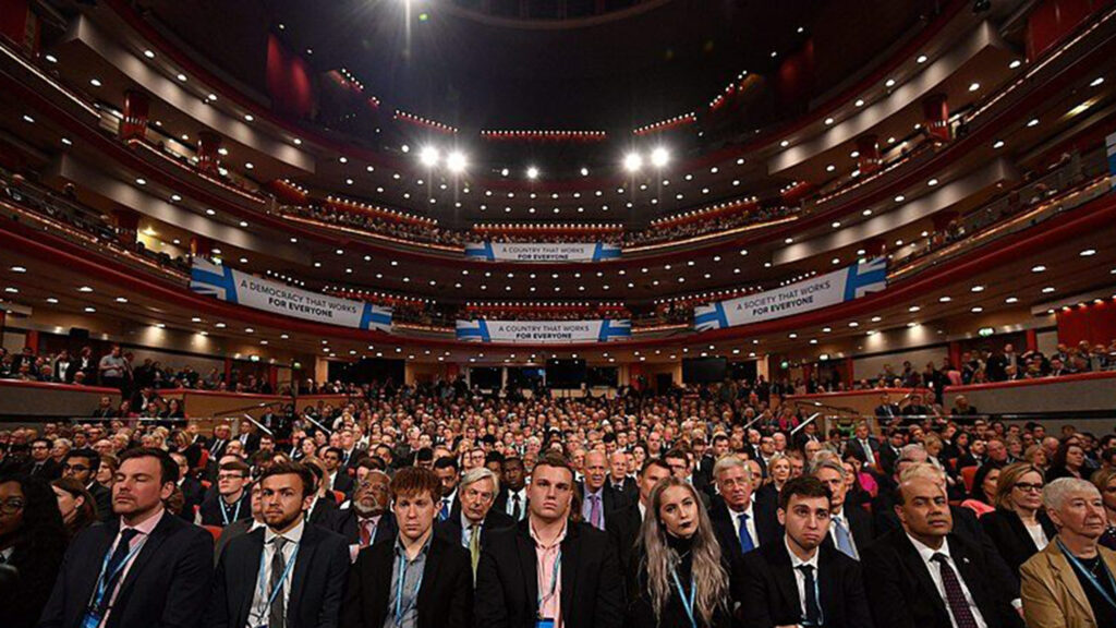 CC-BY-SA-4.0, https://commons.wikimedia.org/wiki/File:Conservative_Party_Conference.jpg, Cheffey